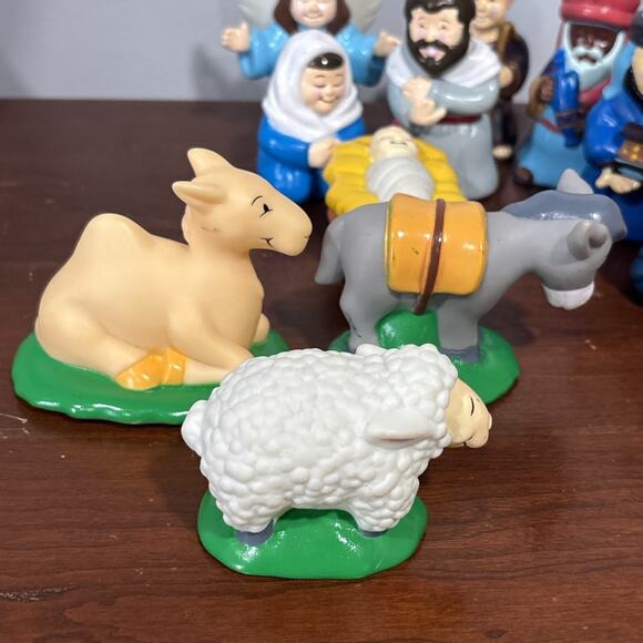 Vintage Zany Brainy Childs First Nativity Set of 11 Vinyl Figures Animals 1998 - Picture 2 of 6
